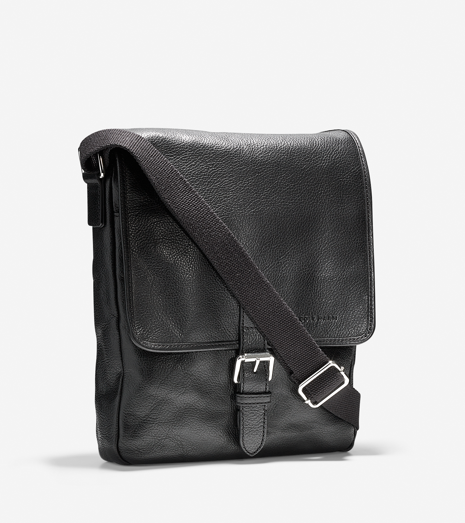 Mens Pebbled Leather Reporter Bag in Black | Cole Haan